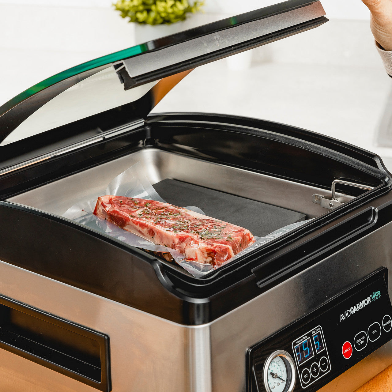 The Avid Armor USV32 chamber vacuum sealer is the perfect complement to your home kitchen.
