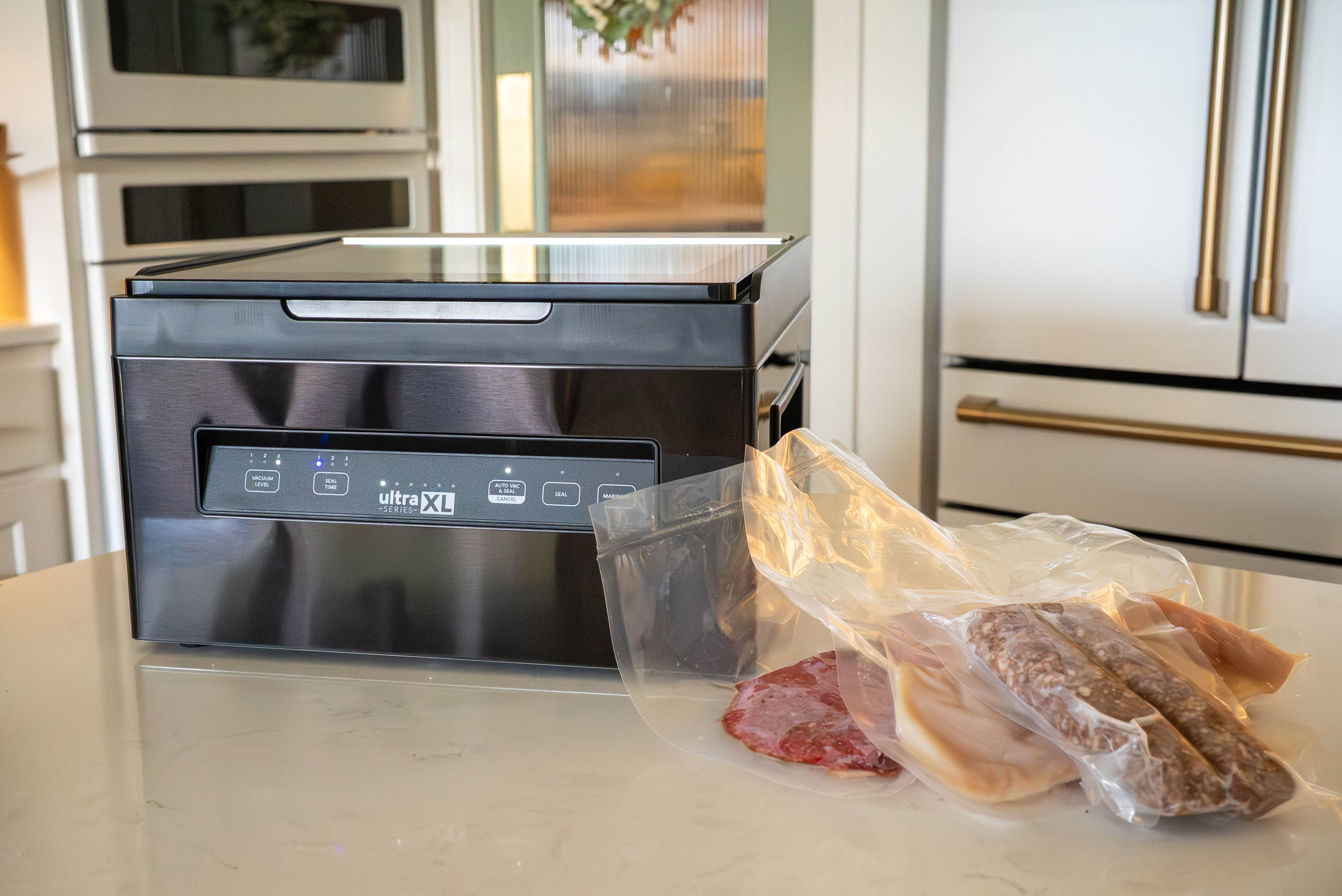 OPEN BOX] Avid Armor Ultra Series USVXL Chamber Vacuum Sealer System