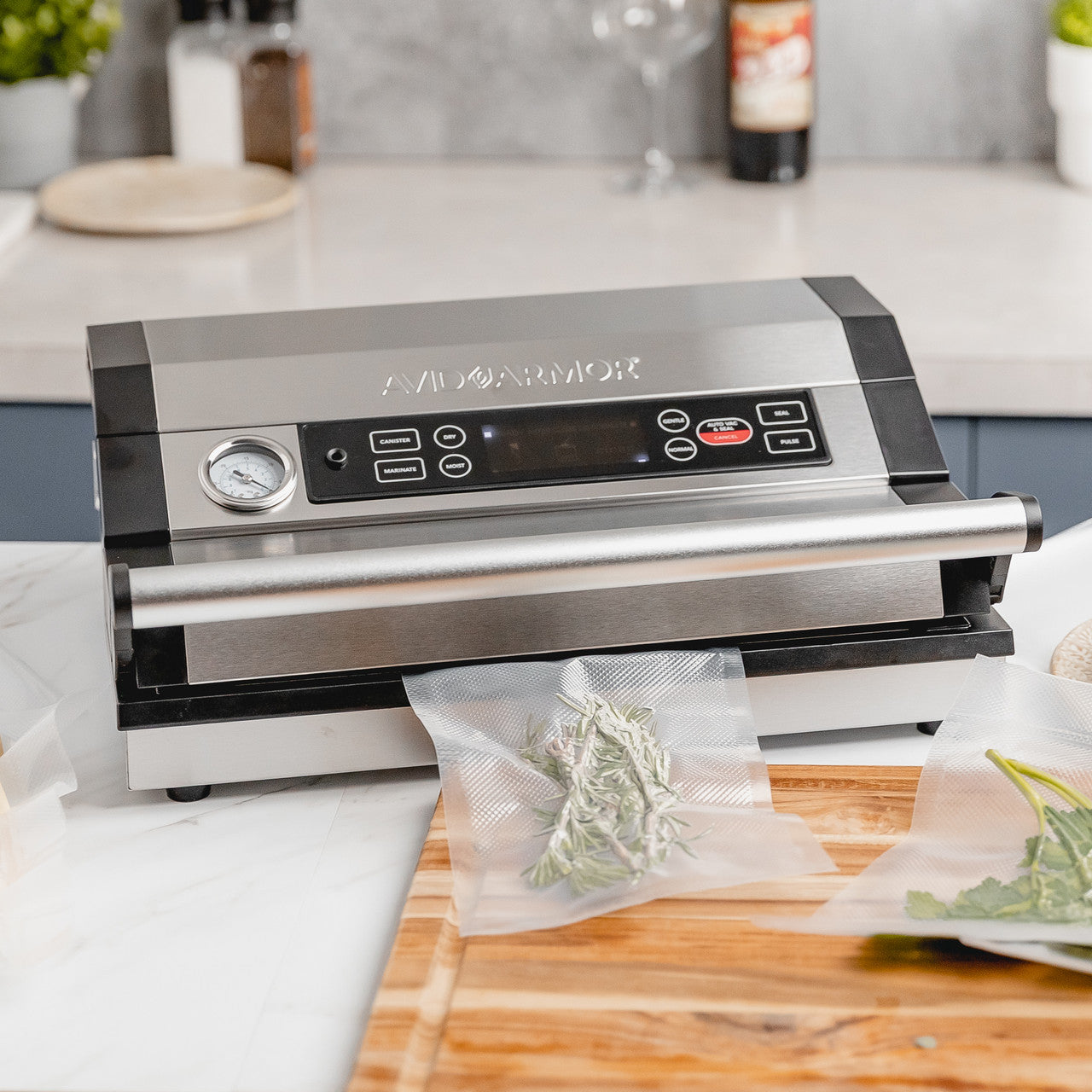 New A420 Avid Armor vac sealer machine 